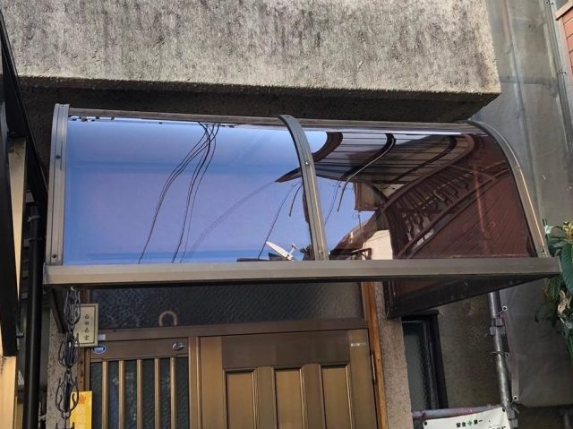 高砂市で屋根を張り替えた玄関ポーチ